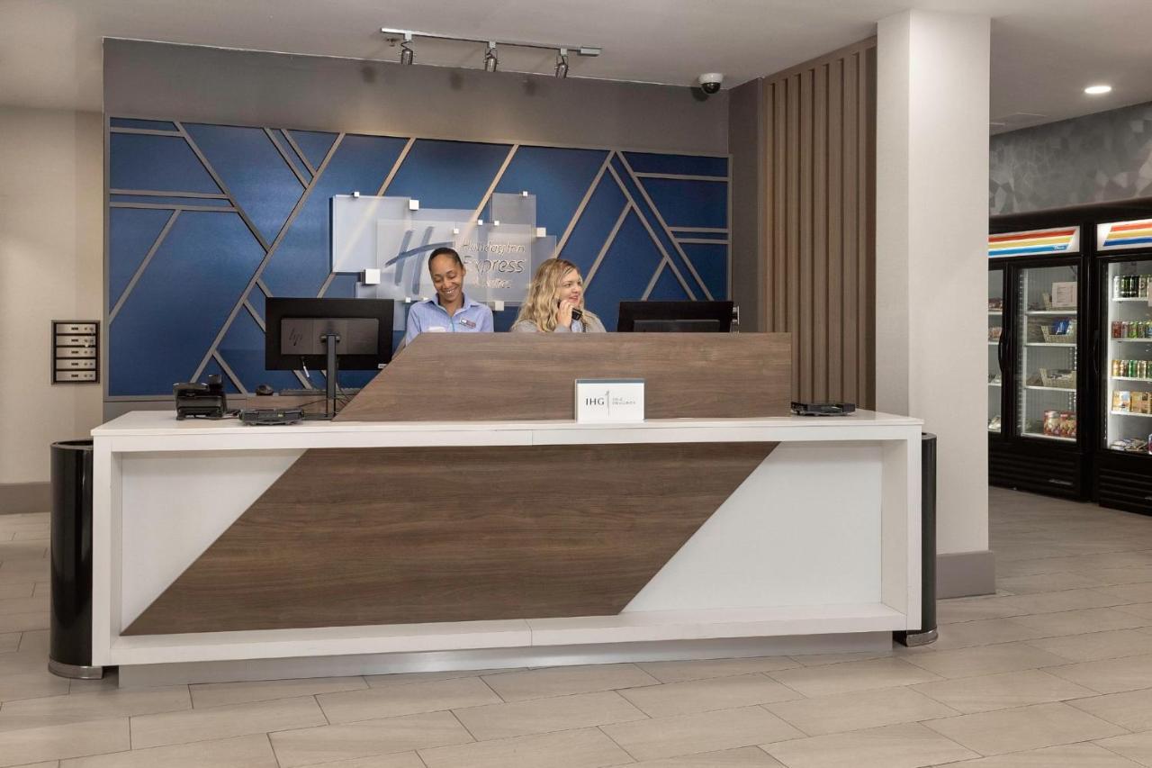 Express & Festus-south St. Louis By Ihg