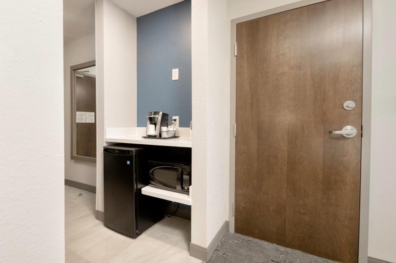 Hotel Express & Festus-south St. Louis By Ihg