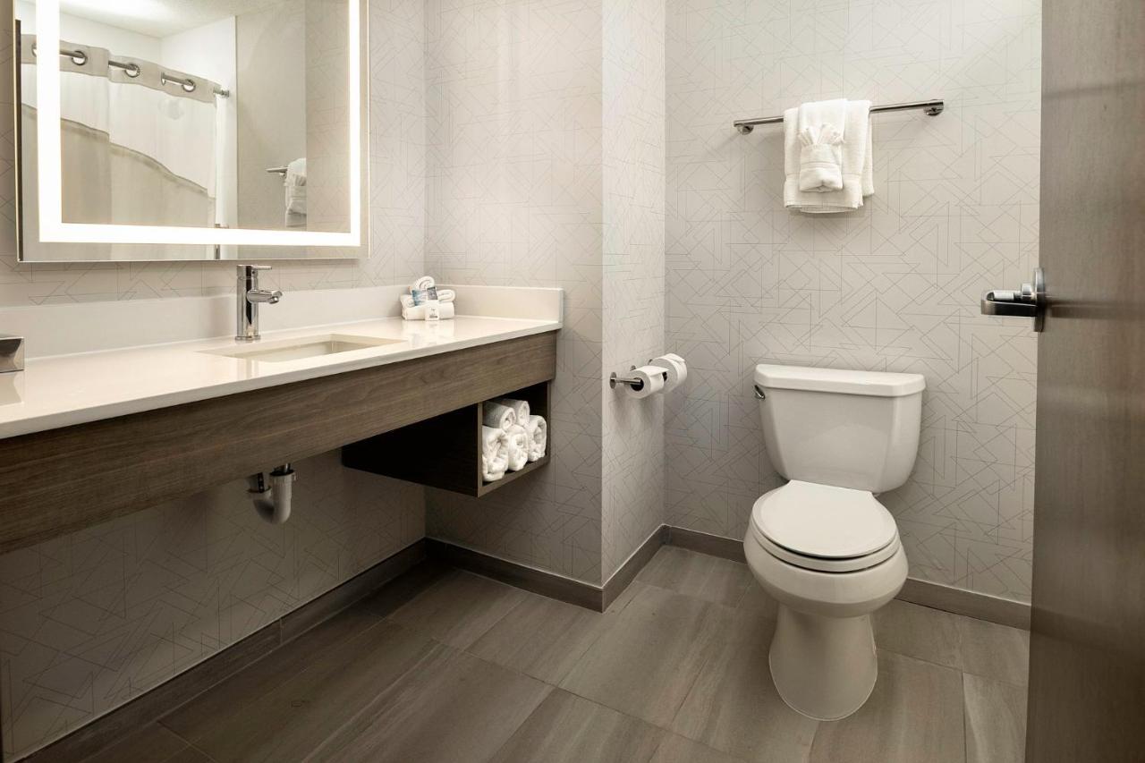 Hotel Express & Festus-south St. Louis By Ihg 2*