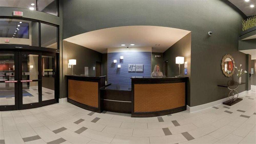 Hotel Express & Festus-south St. Louis By Ihg
